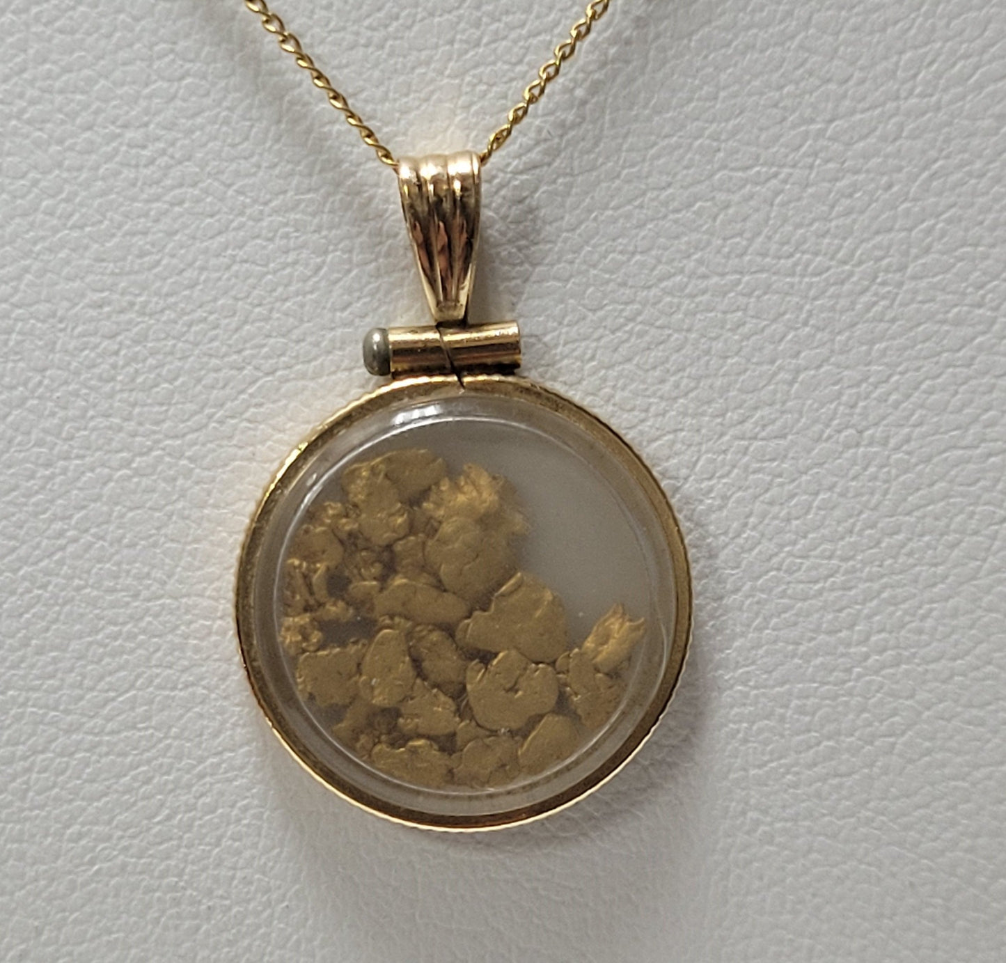 Vintage 14K Yellow Gold Panning For Gold Nuggets Necklace