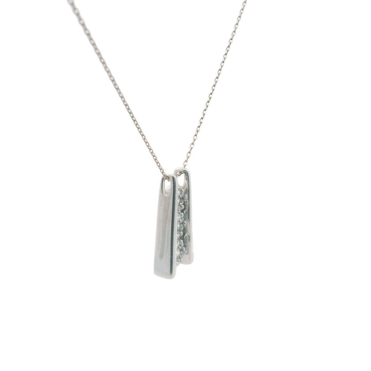 14K White Gold Diamond Cluster Necklace