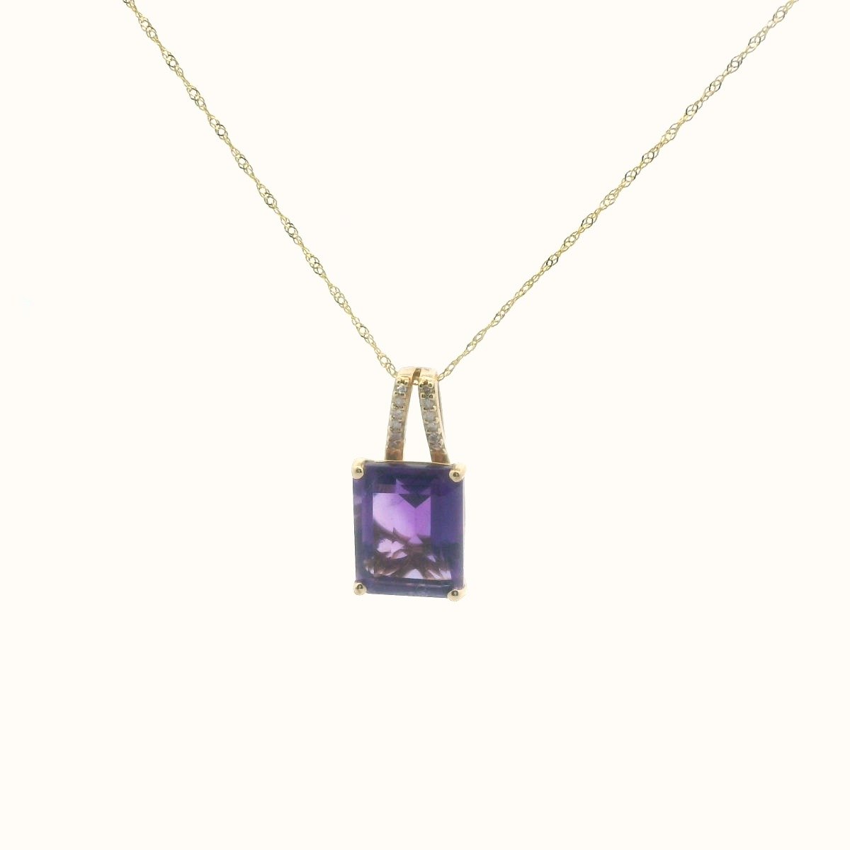 14K Yellow Gold Diamond & Amethyst Necklace
