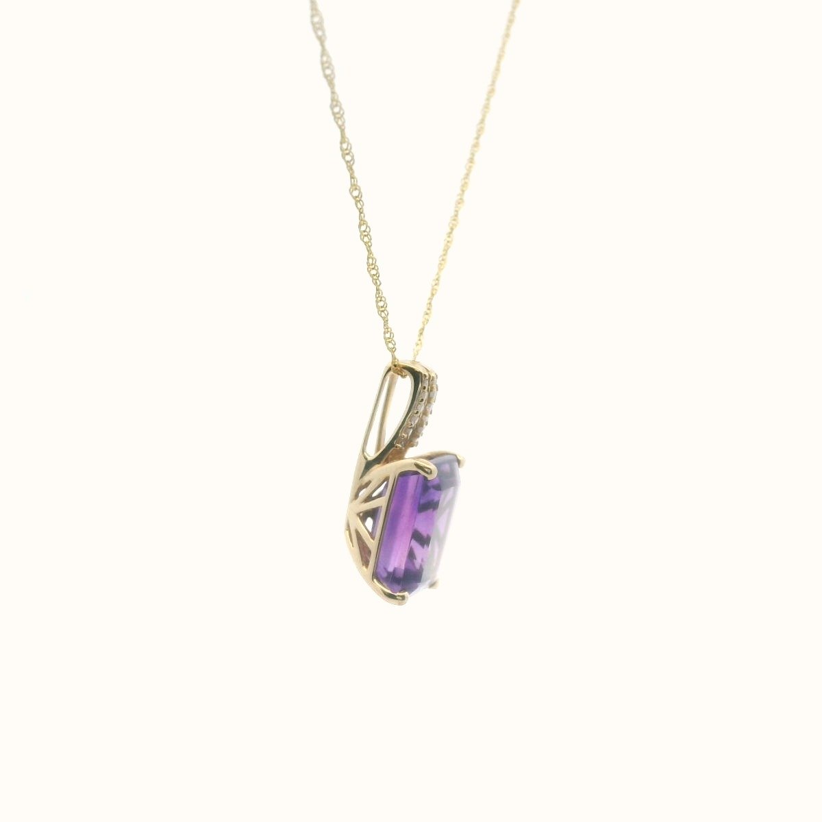 14K Yellow Gold Diamond & Amethyst Necklace