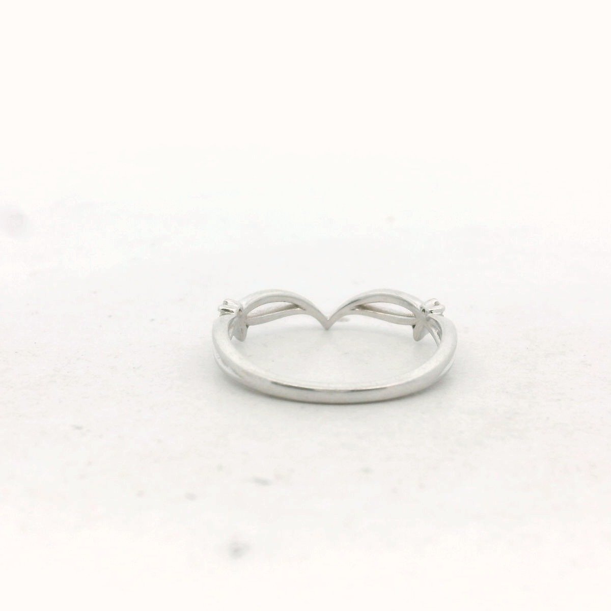 18K White Gold Diamond Accent Ring