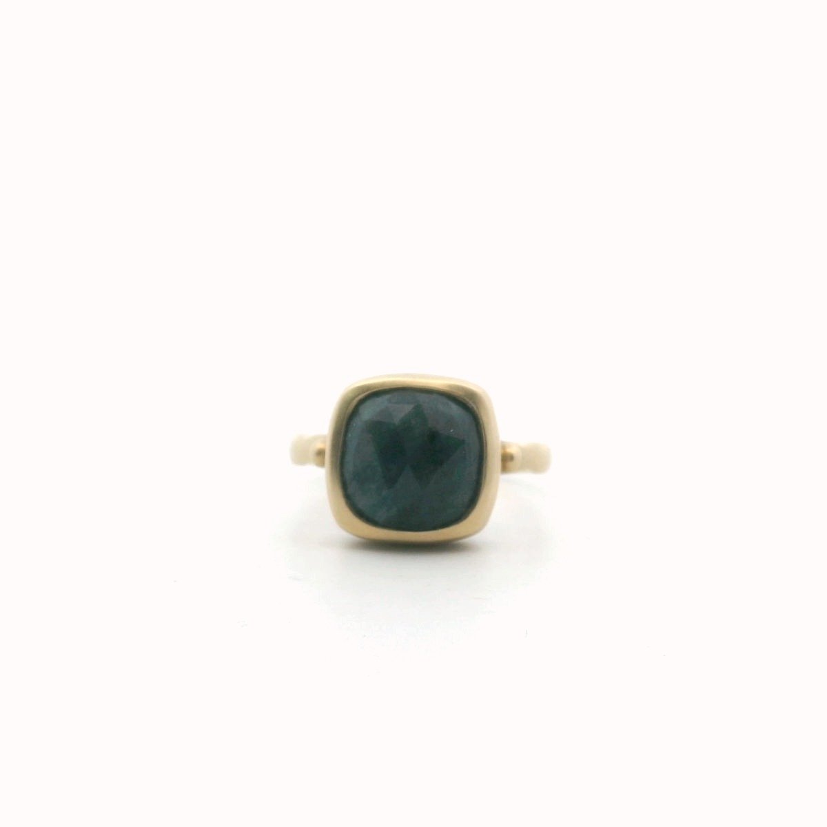 WS 14K Yellow Gold Rose Cut Blue Corundum Sapphire Ring