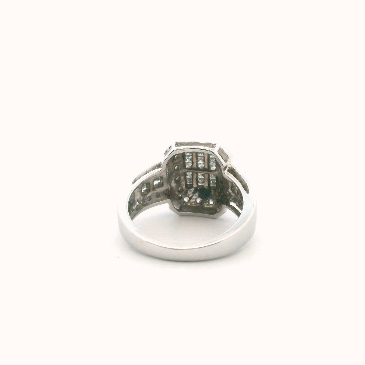 14K White Gold Pave Set Diamond Milgrain Design Ring