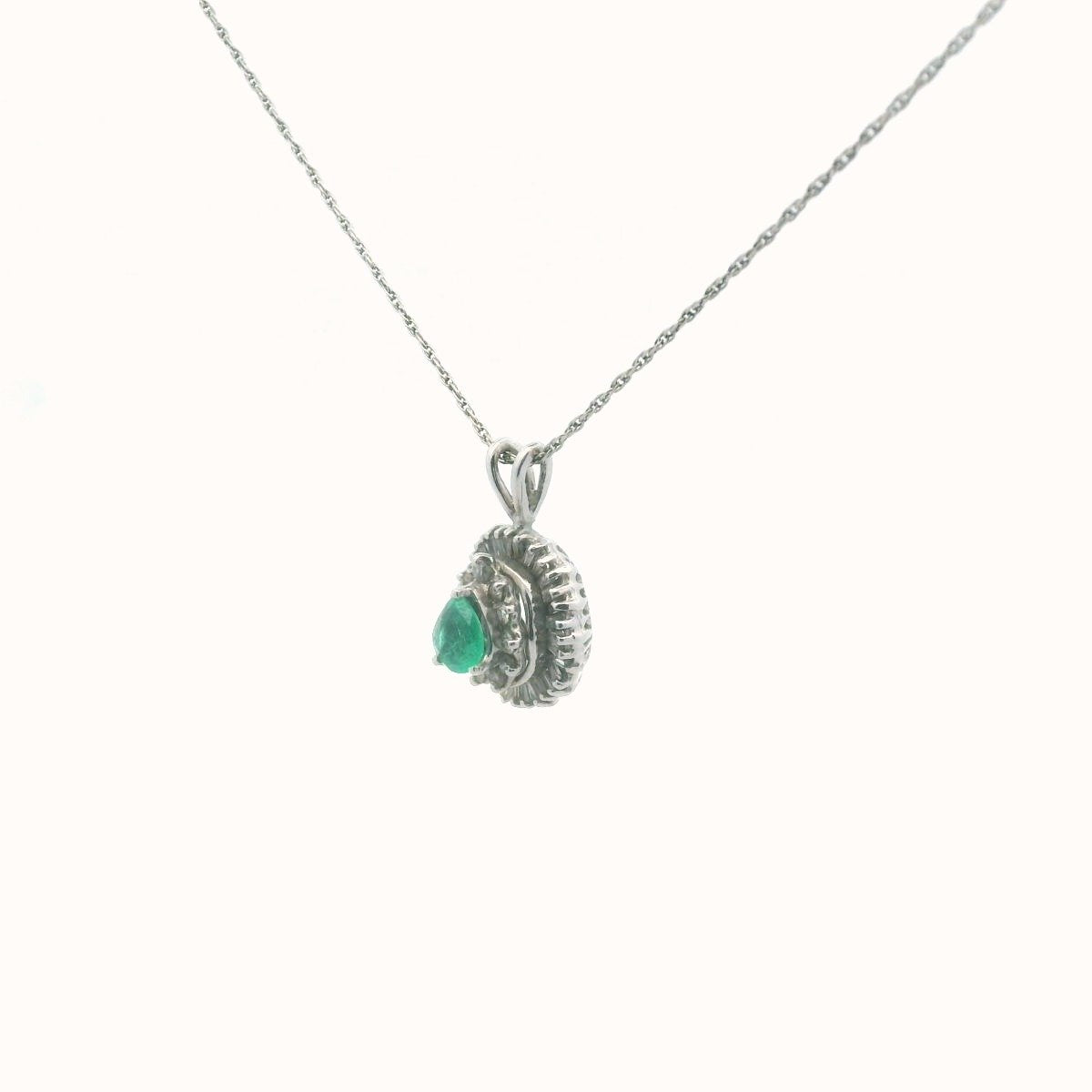 14K White Gold Diamond & Emerald Necklace