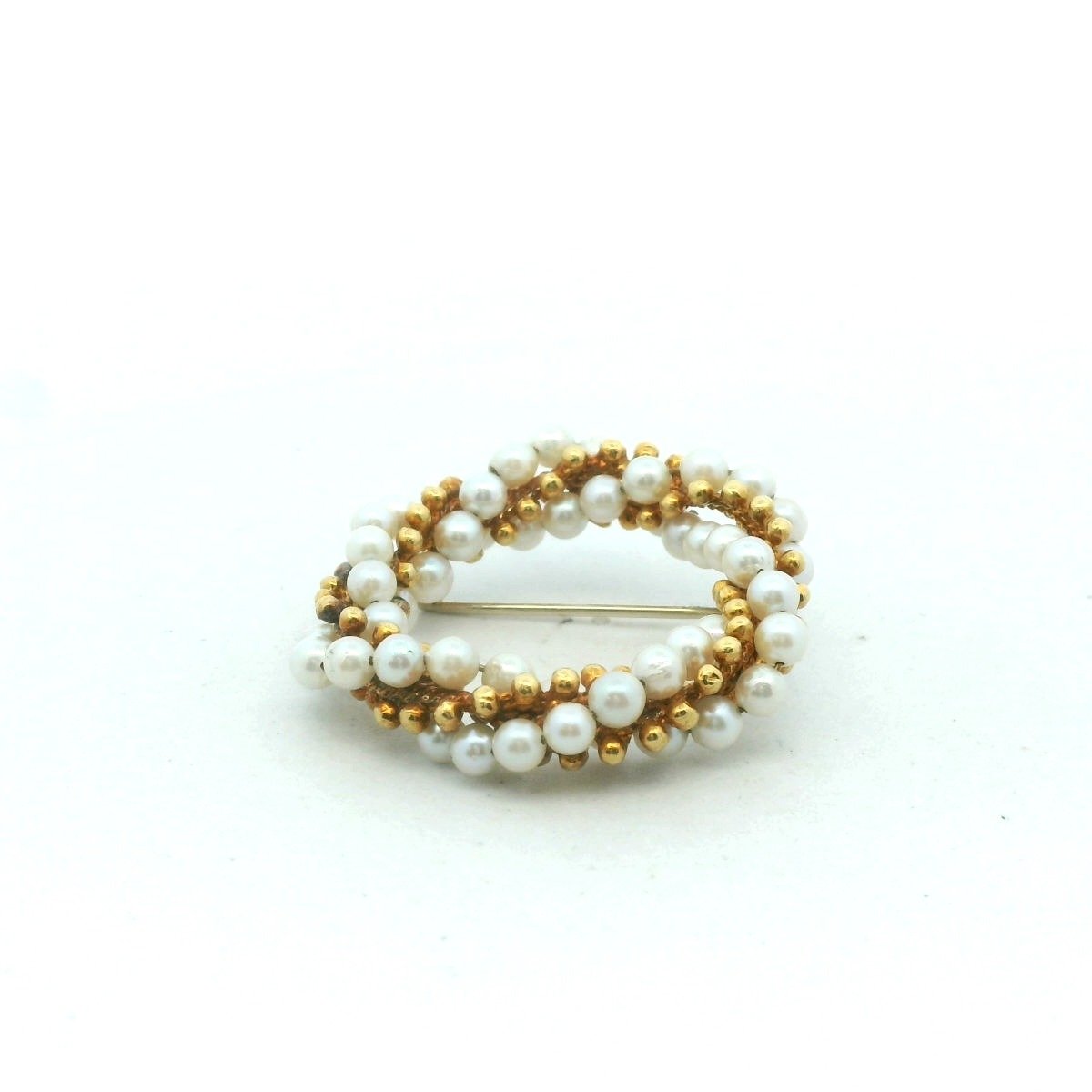 Cartier 18K Yellow Gold Cultured Pearl Circle Wreath Brooch