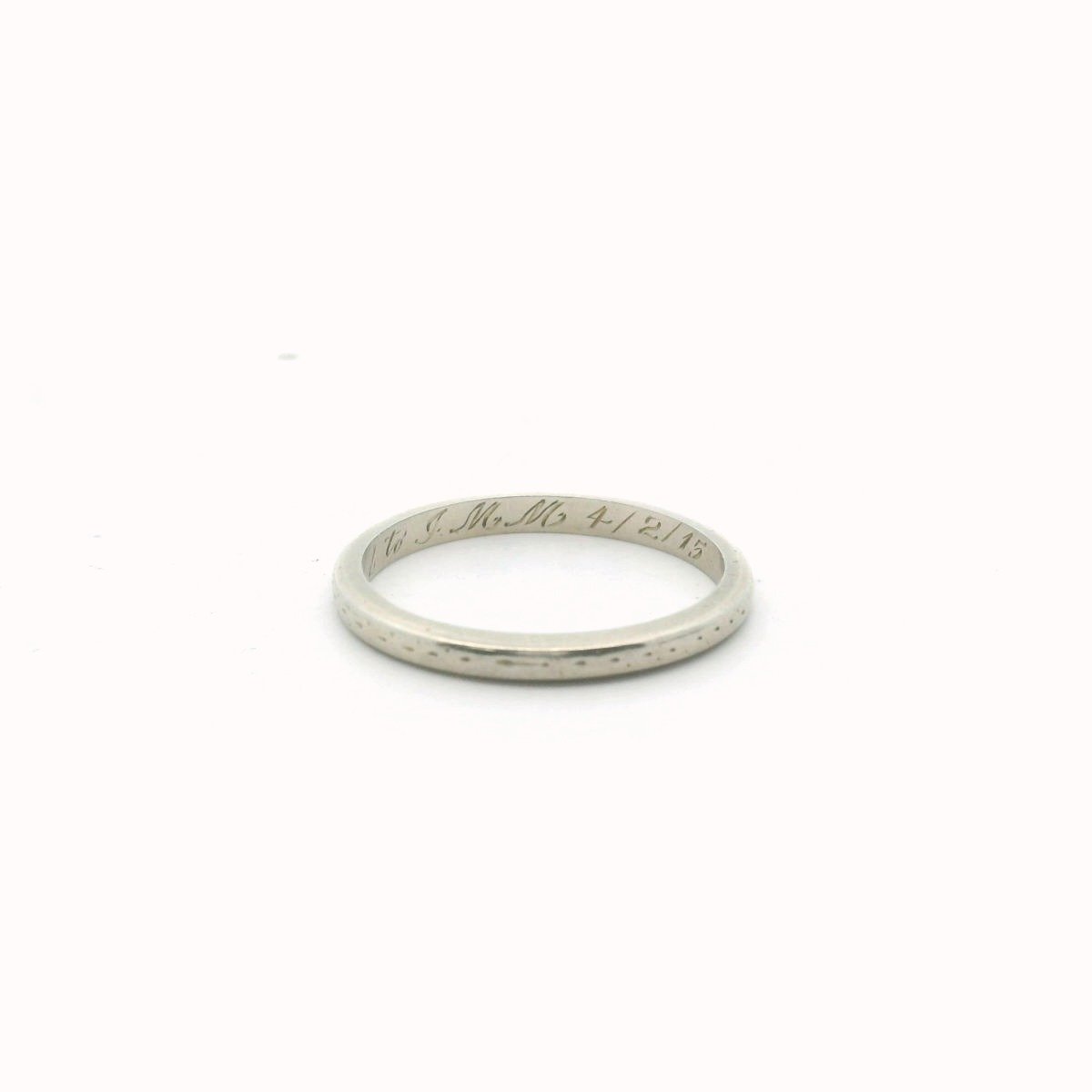 Antique 18K White Gold Engraved Wedding Band