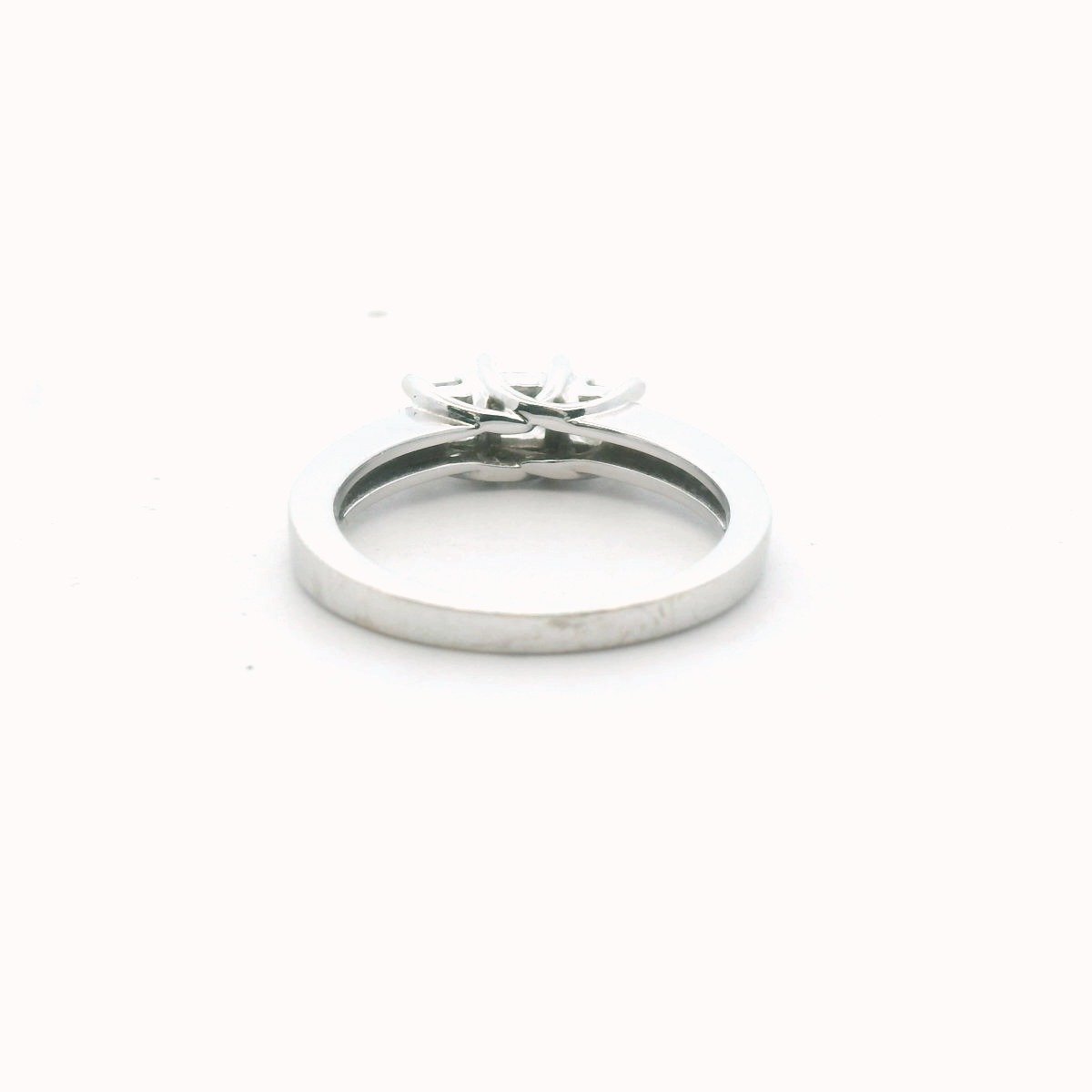 14K White Gold Diamond Engagement Ring