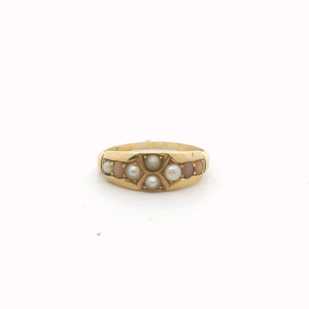 Antique 18K Yellow Gold Mixed Pearls & Conch Pearls Ring
