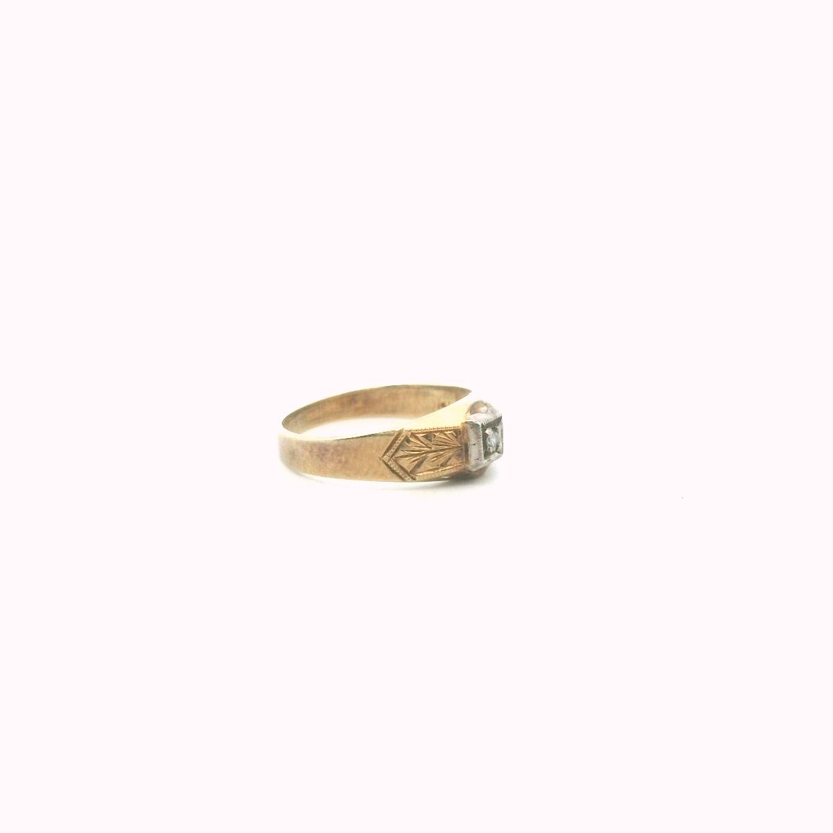 Antique Art Deco 14K Two Tone Gold Diamond Carved Baby Ring