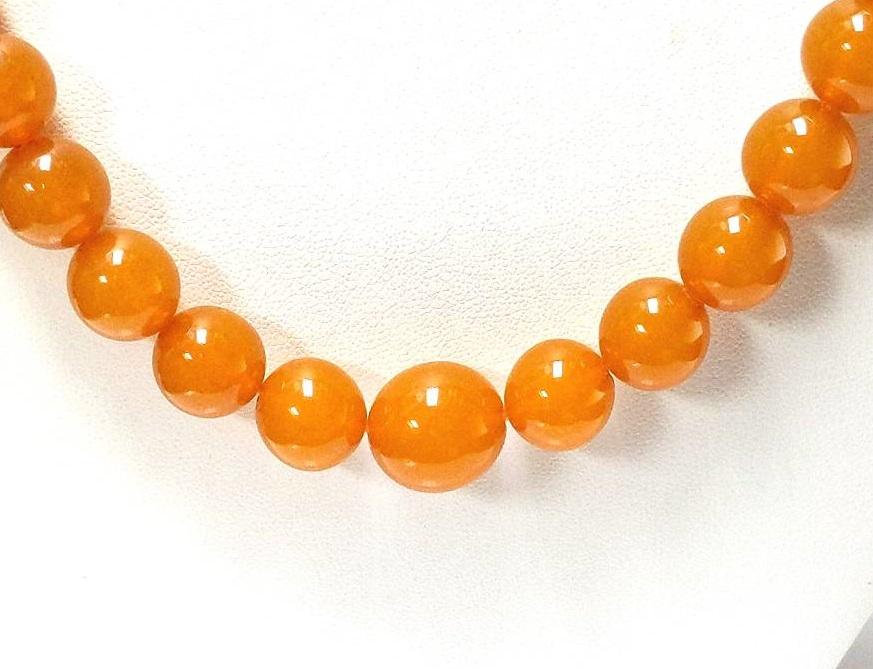Antique Butterscotch Bakelite Bead Necklace