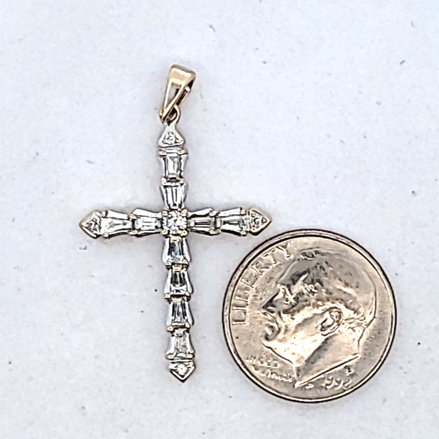 18K White Gold Natural Diamond Cross Pendant