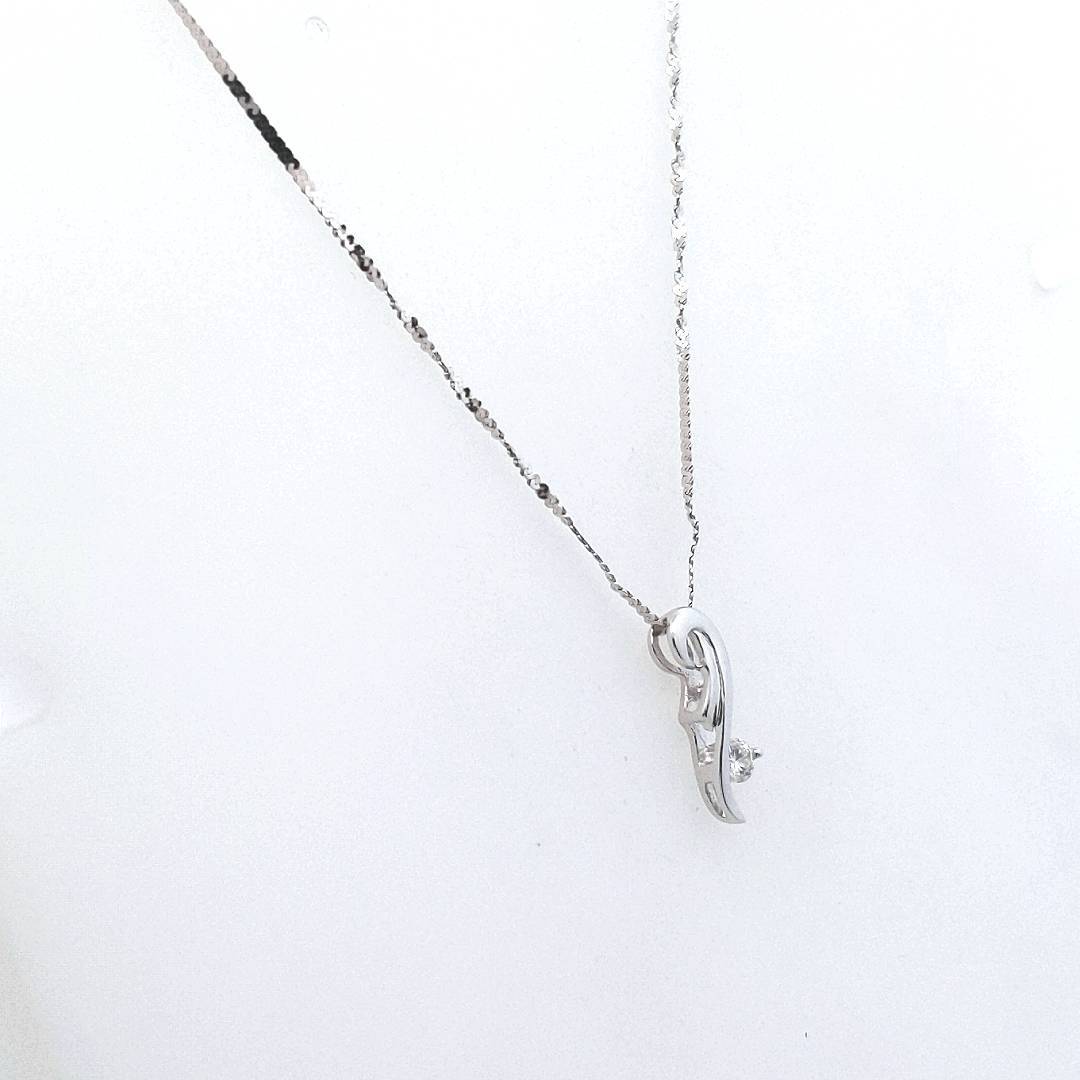 18K White Gold & Platinum Diamond Scroll Design Pendant Necklace