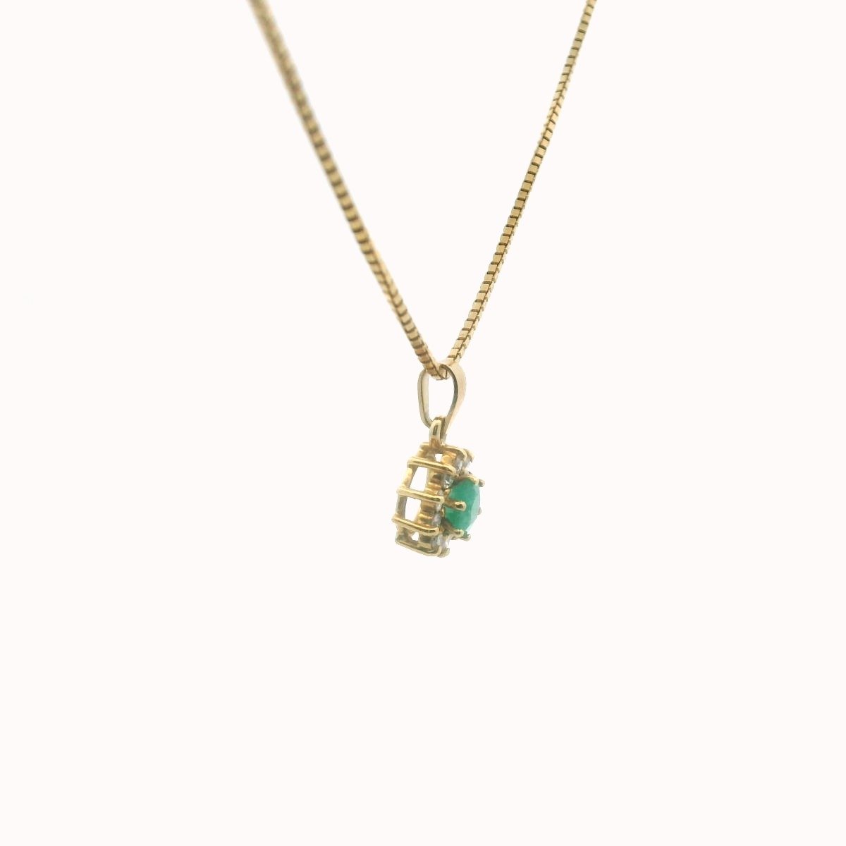 18K Yellow Gold Diamond & Emerald Box Chain Necklace