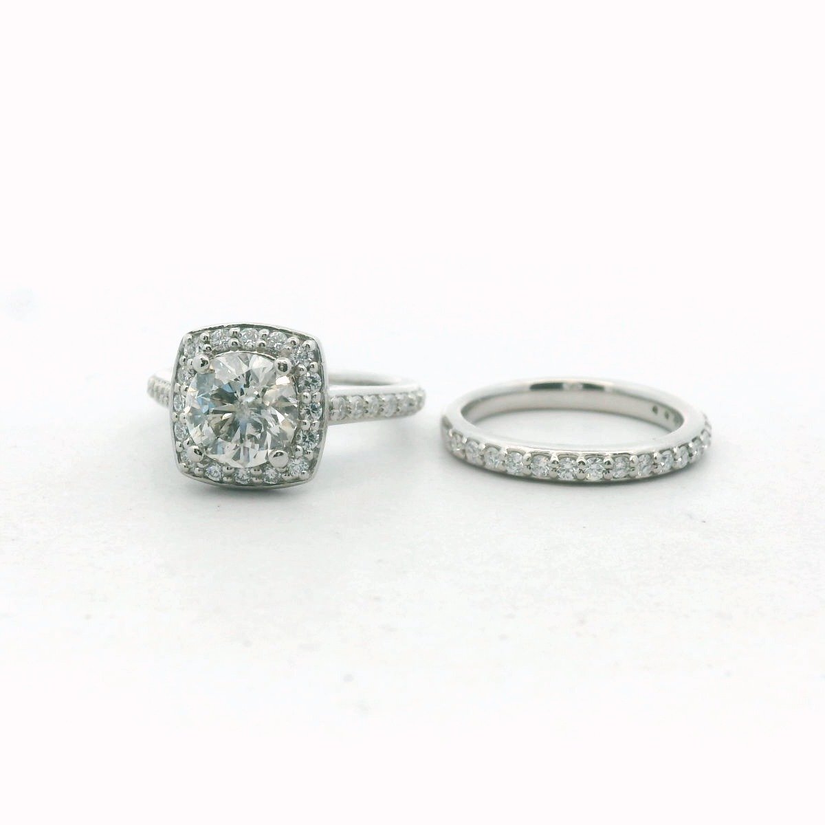 Platinum IGI Certified Diamond Halo Engagement Ring & Wedding Band