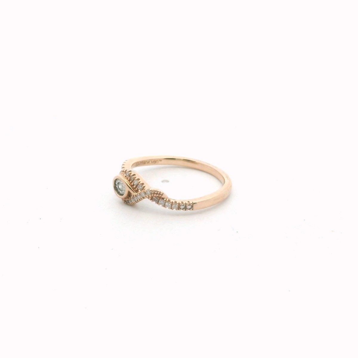10K Rose Gold Diamond Interwoven Ribbon Ring
