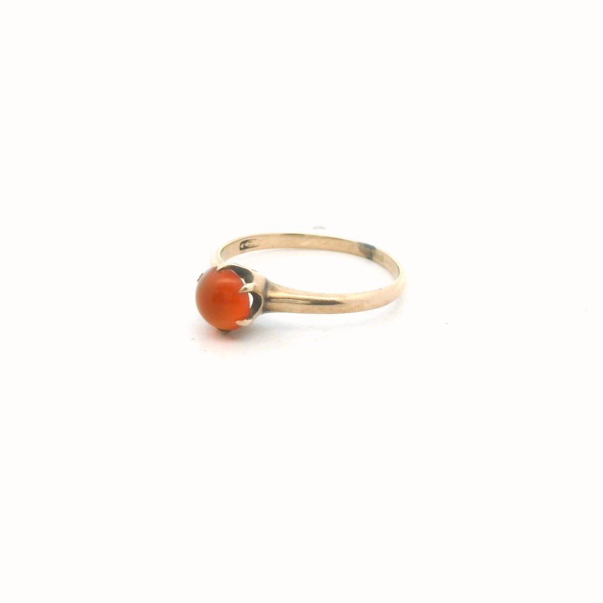 Antique 10K Yellow Gold Carnelian Ring