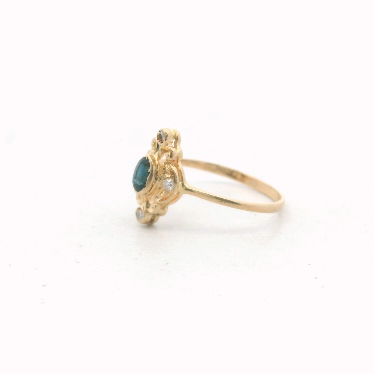 Vintage 14K Yellow Gold Diamond & Sapphire Ring