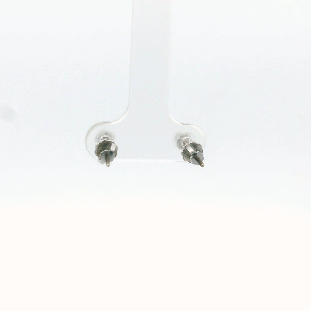 14K White Gold Diamond Screwback Stud Earrings