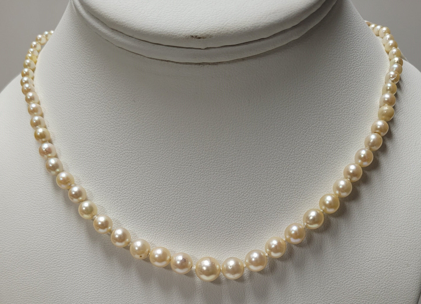 18K Yellow Gold Diamond Clasp GIA Pearl Necklace