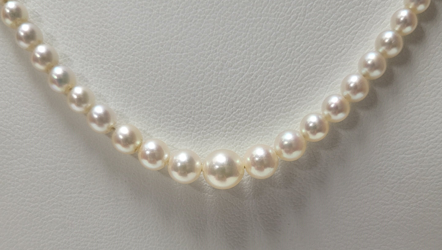 10K White Gold GIA Graduated Akoya Pearl Necklace