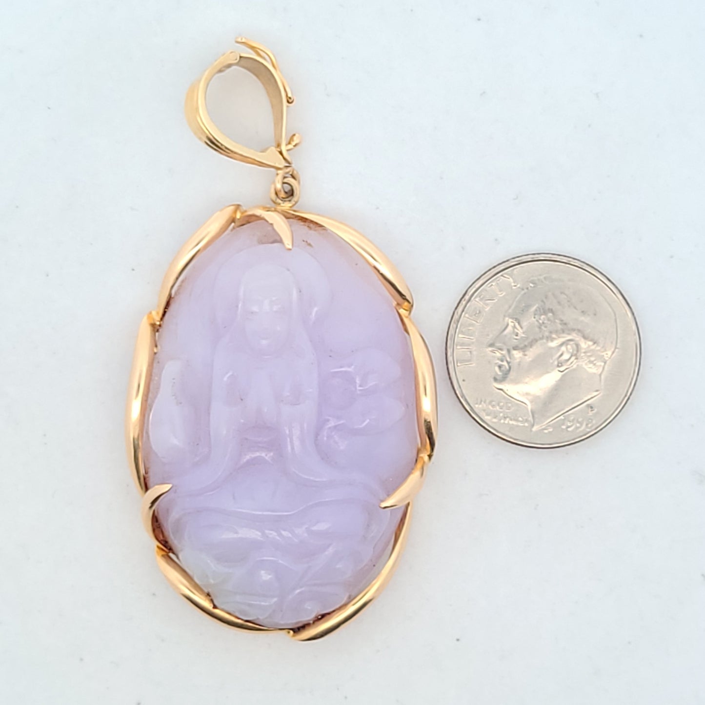 Vintage 14K Yellow Gold Carved Lavendar Jade Buddah Pendant