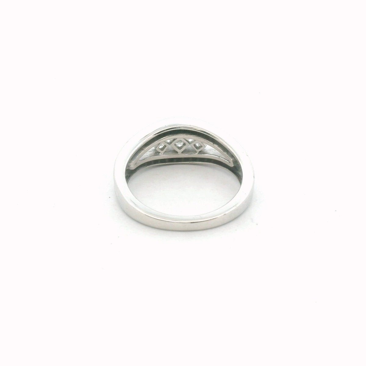 14K White Gold Diamond Engagement Ring