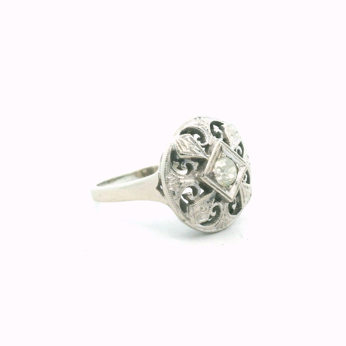 Vintage 14K White Gold Diamond Carved Circle Milgrain Ring