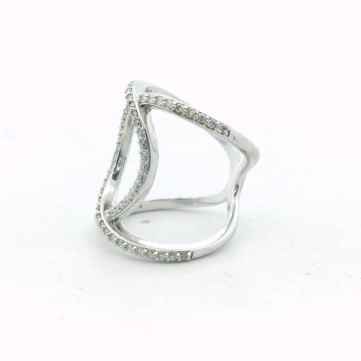 14K White Gold Diamond Interlocking Double Band Ring
