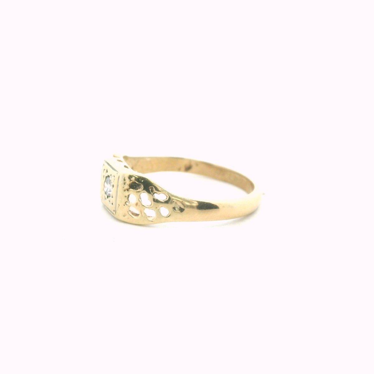 Antique 14K Yellow Gold Diamond Ring
