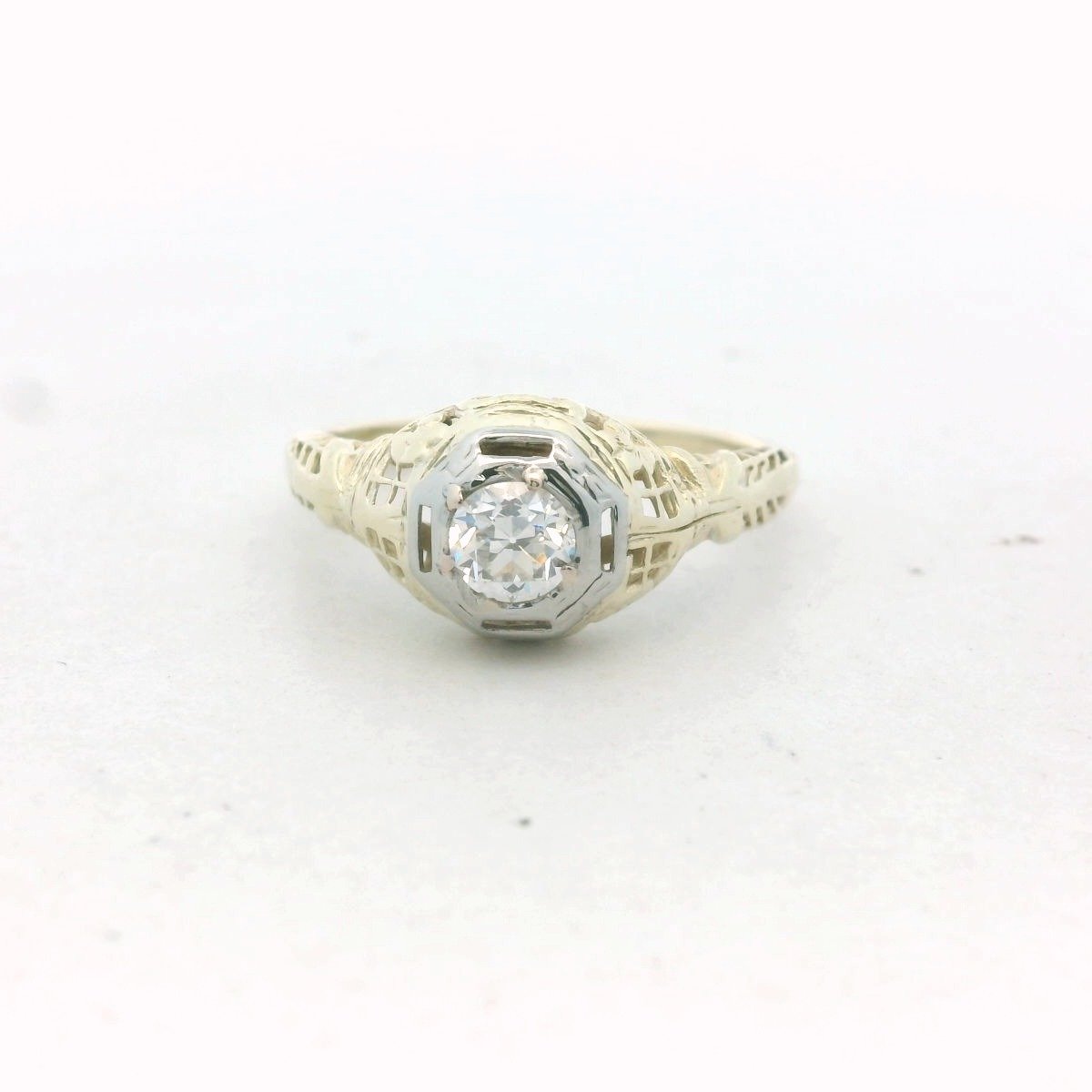 Antique 14K Two Tone Gold Diamond Filigree Ring