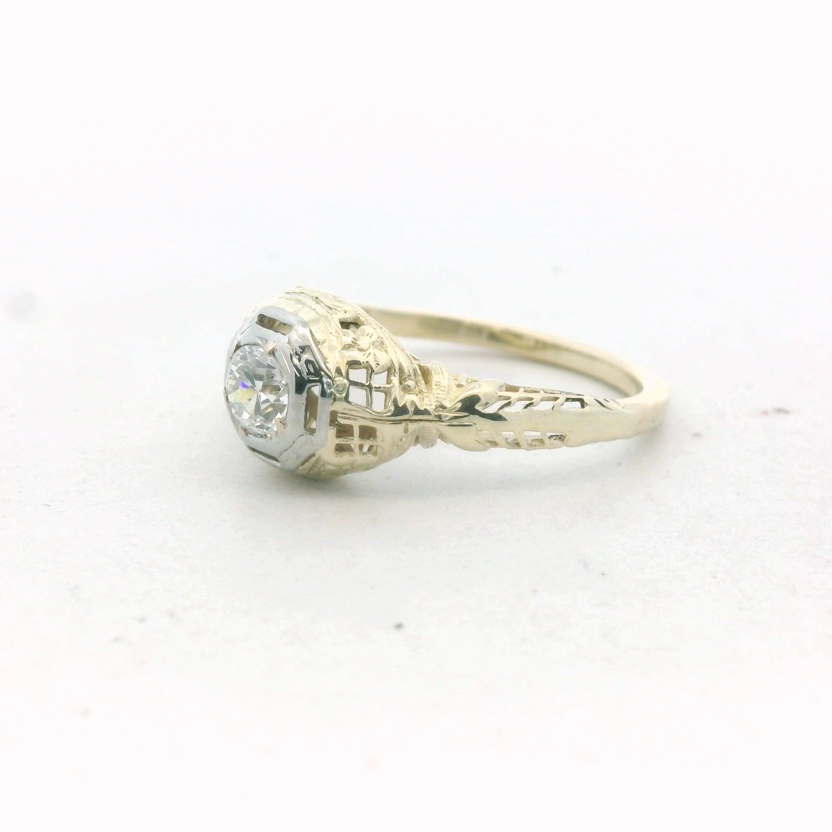 Antique 14K Two Tone Gold Diamond Filigree Ring