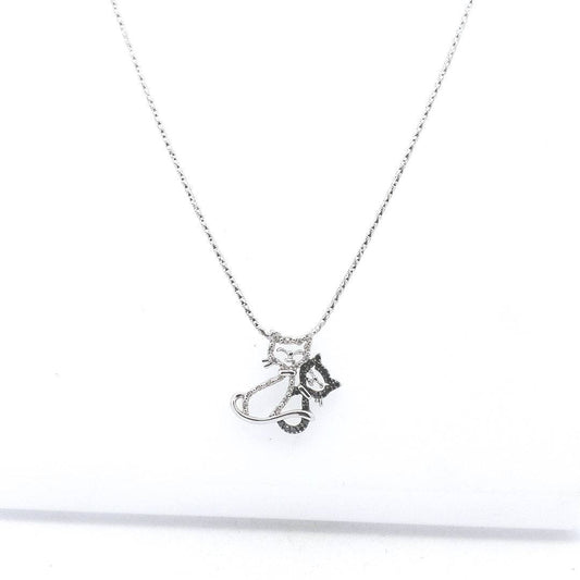 Estate $550 14K White Gold Black & White Diamond Cat Necklace