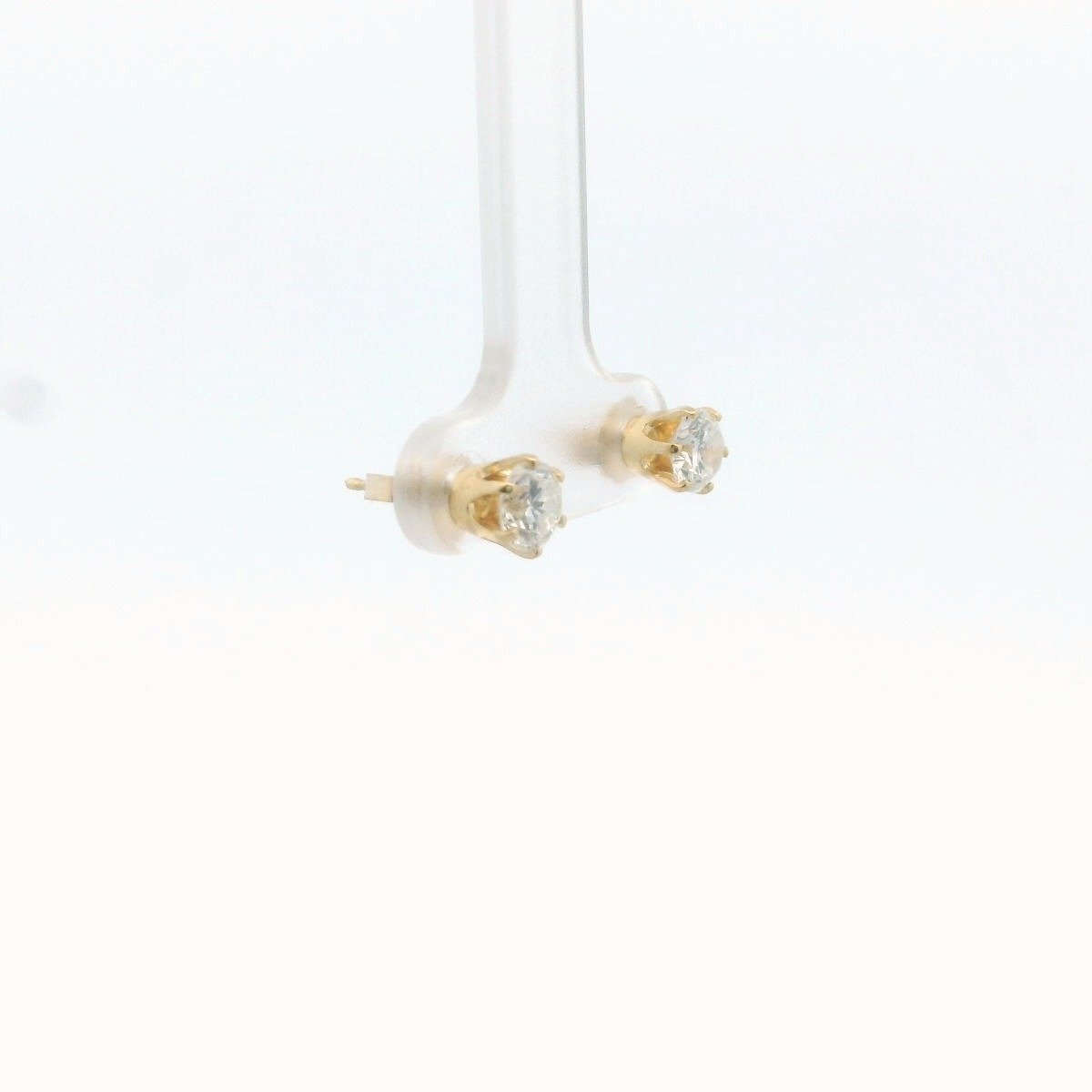 14K Yellow Gold Natural Diamond Stud Earrings
