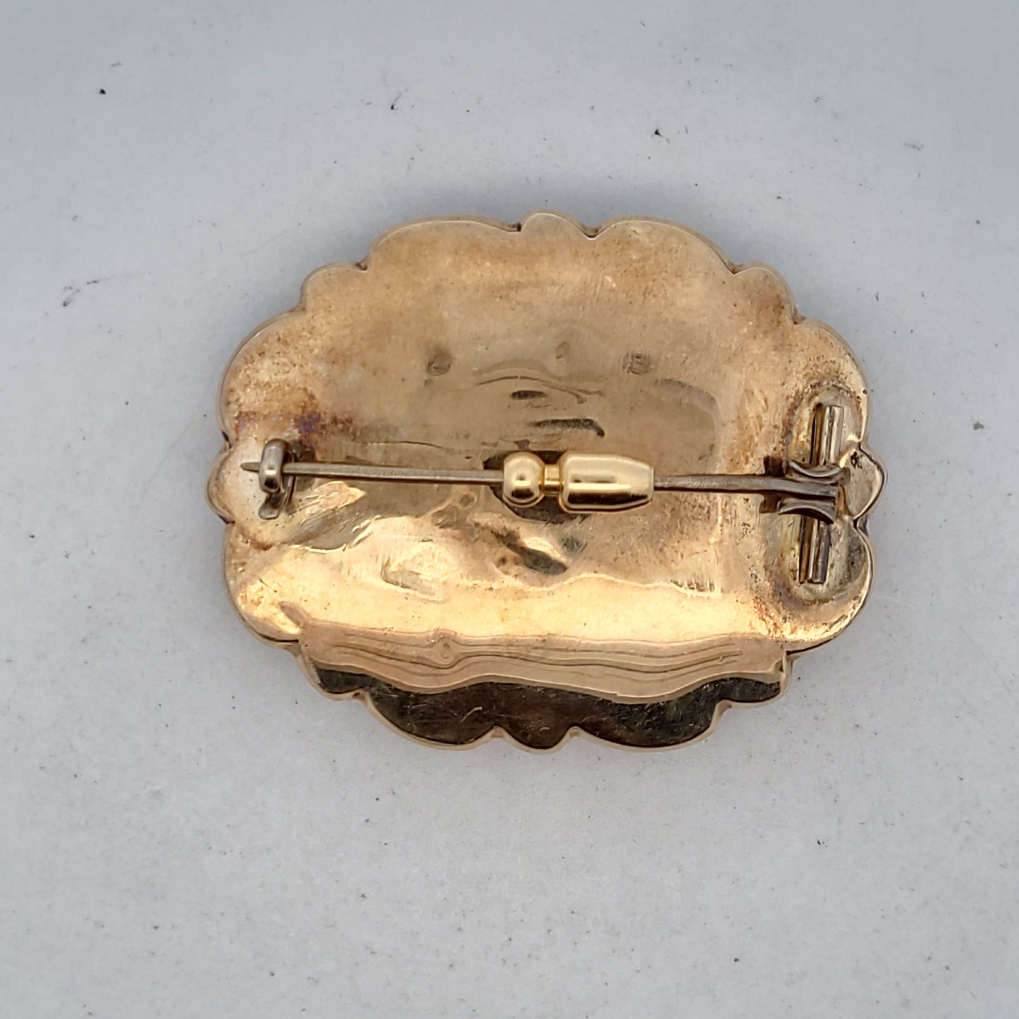 Victorian 9K Yellow Gold Onyx & Enamel Brooch