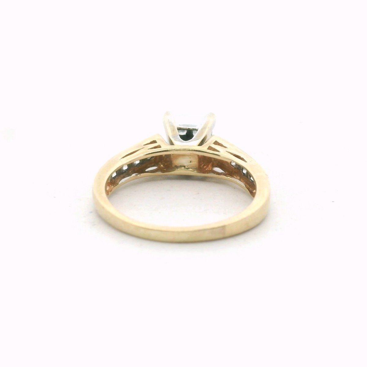 14K Two Tone Gold Diamond Engagement Ring