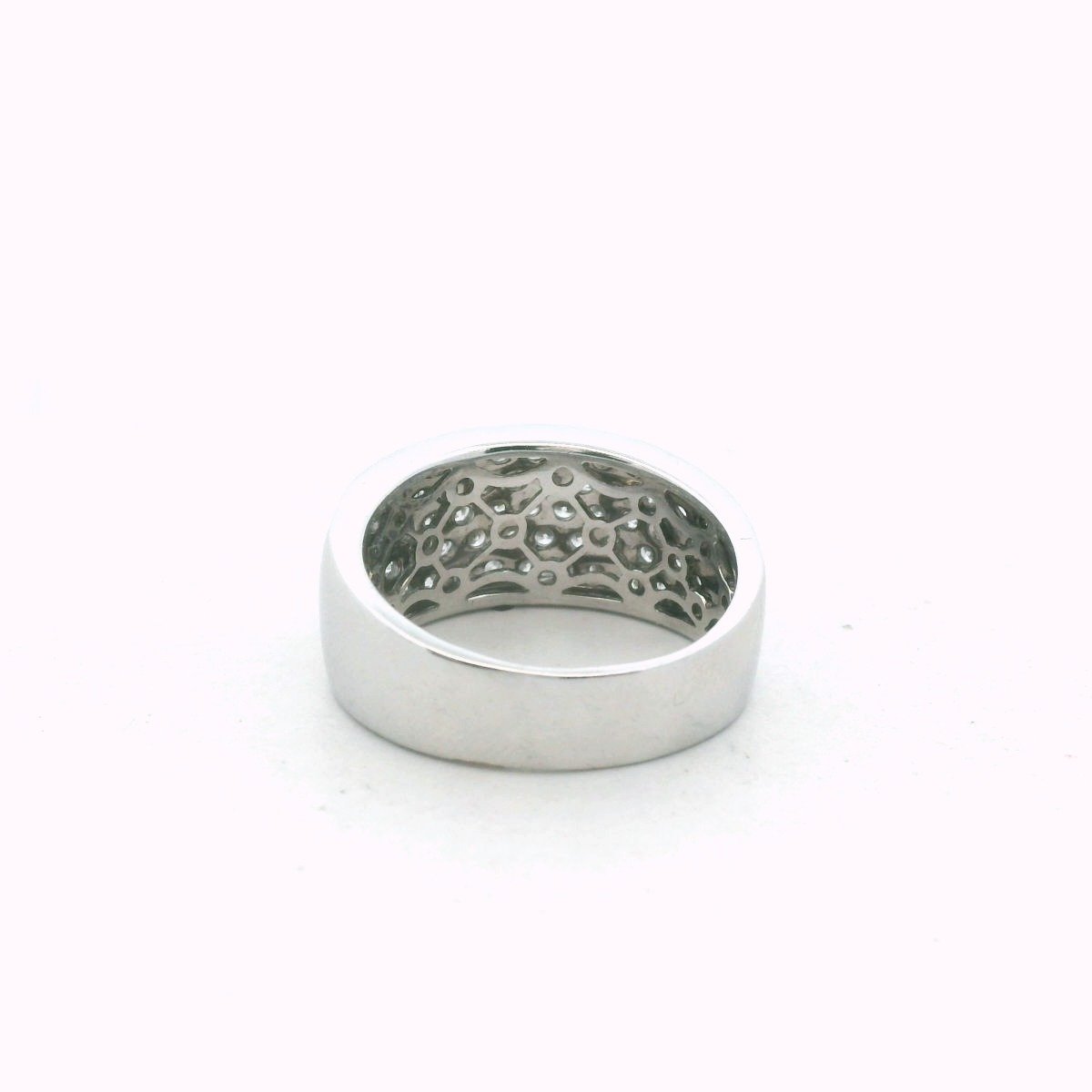 18K White Gold Tapered Pave Set Diamond Band