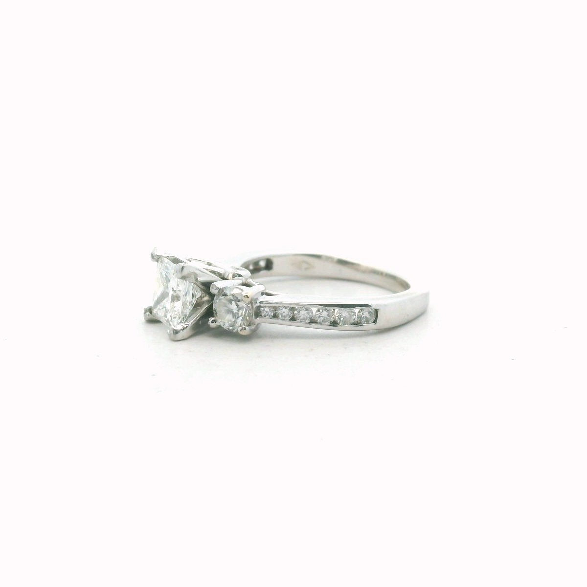 18K White Gold GIA Certified Diamond Engagement Ring