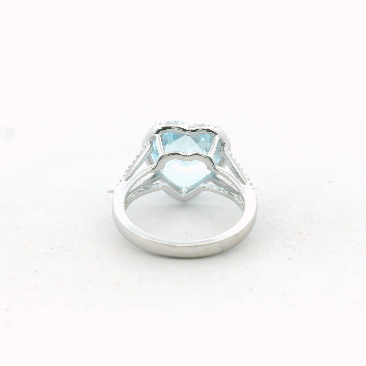 14K White Gold Diamond Blue Topaz Heart Ring
