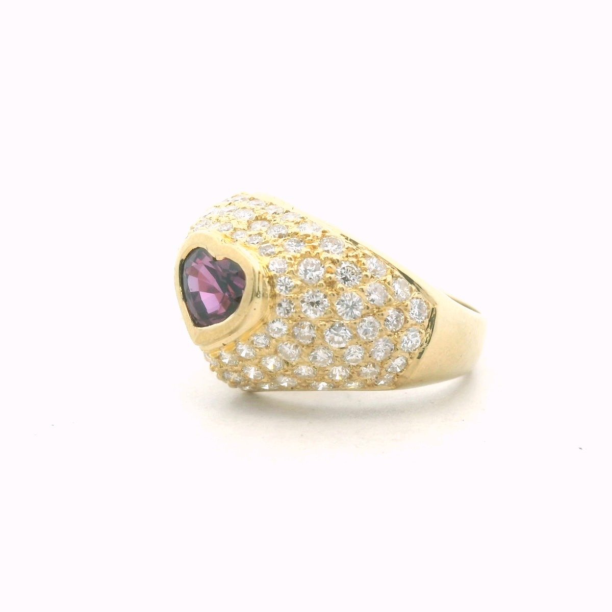 Vintage 18K Yellow Gold Diamond & Heart Shape Ruby Ring