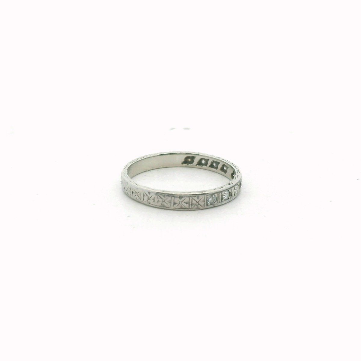 Antique 18K White Gold Platinum Diamond Hand Carved Wedding Band