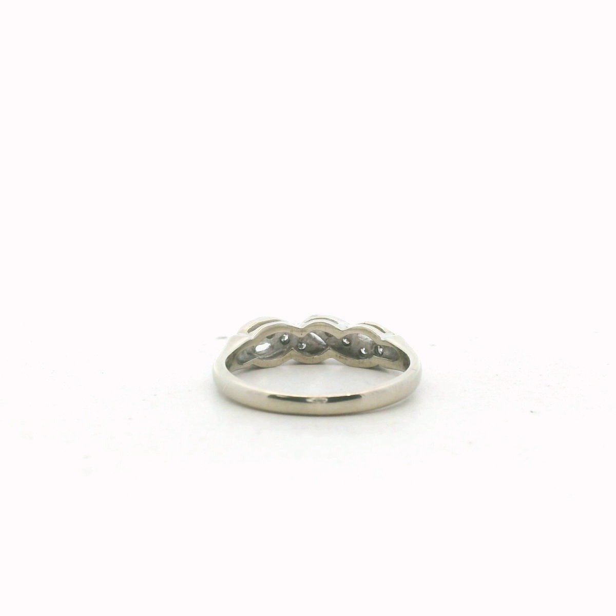 Vintage 14K White Gold Diamond Ribbon Ring