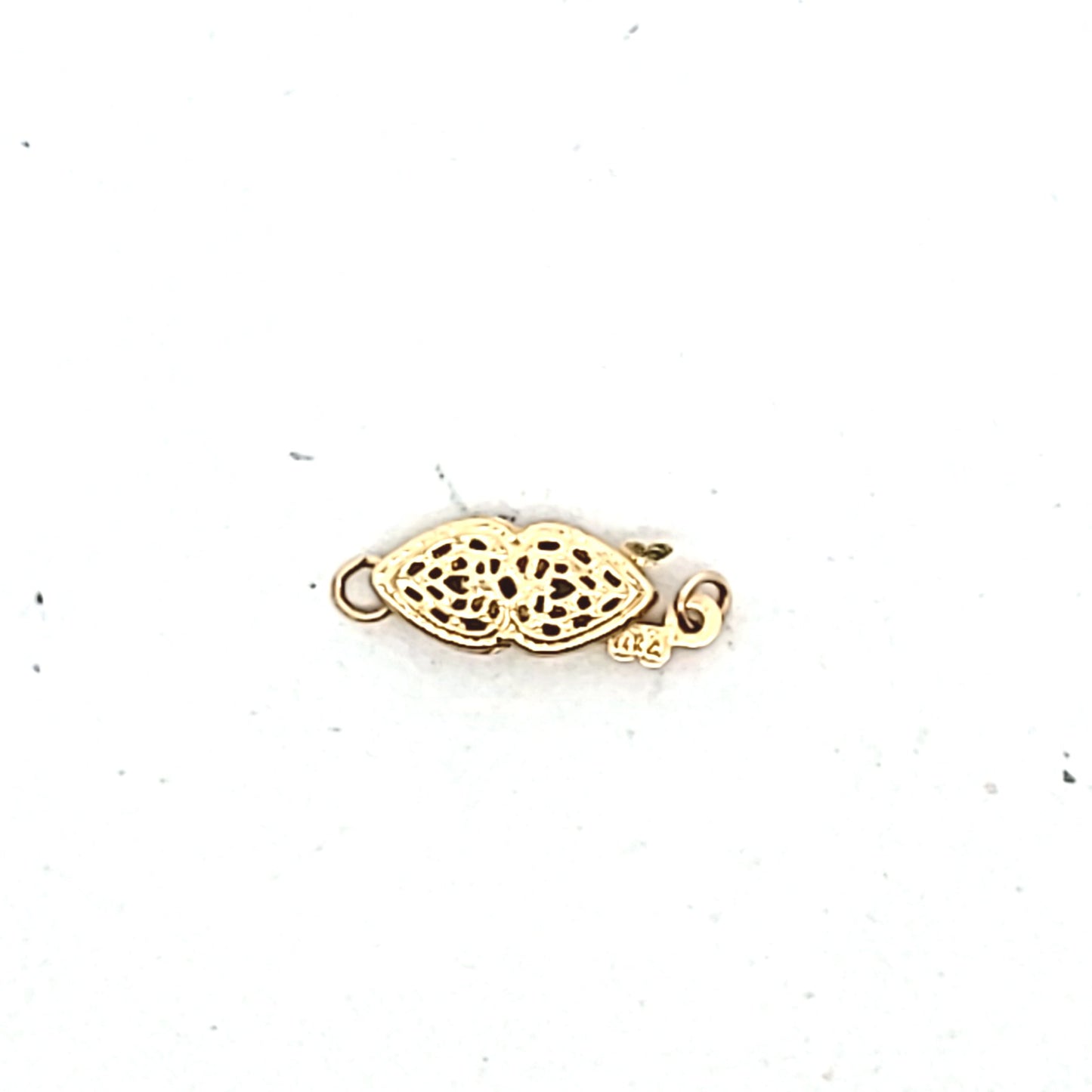 Vintage 14K Yellow Gold Double Heart Filigree Fish-Hook Clasp