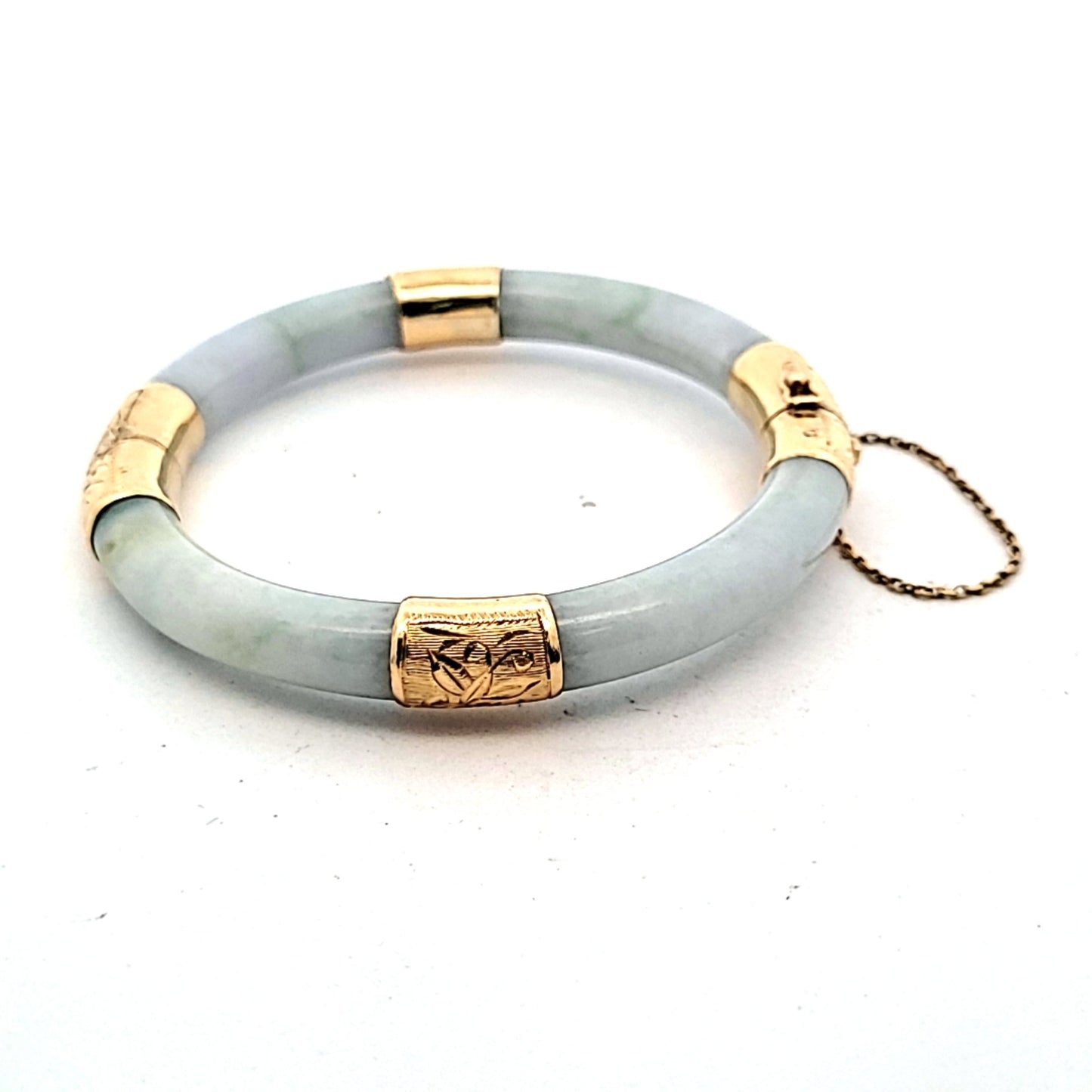 Vintage 14K Yellow Gold Carved Leaf Detail Hinged Jae Bangle