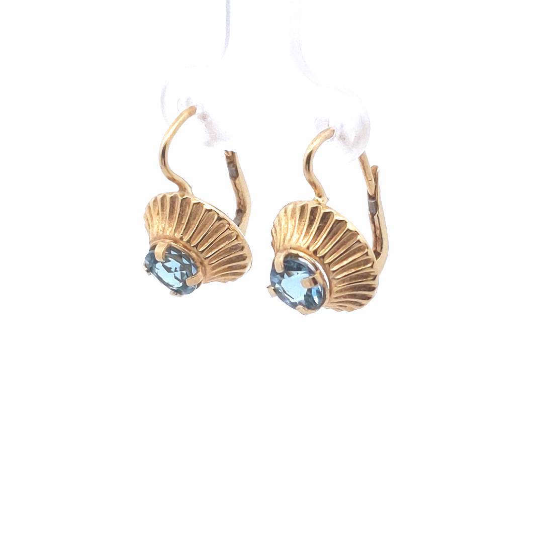 Vintage $800 18K Yellow Gold Aquamarine Leverback Earrings