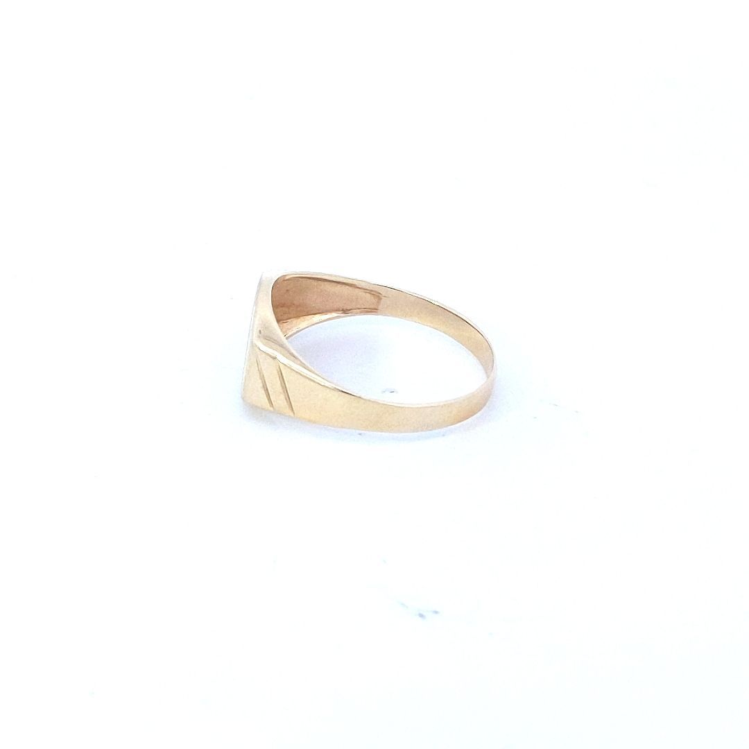 Vintage $330 14K Yellow Gold Signet Ring