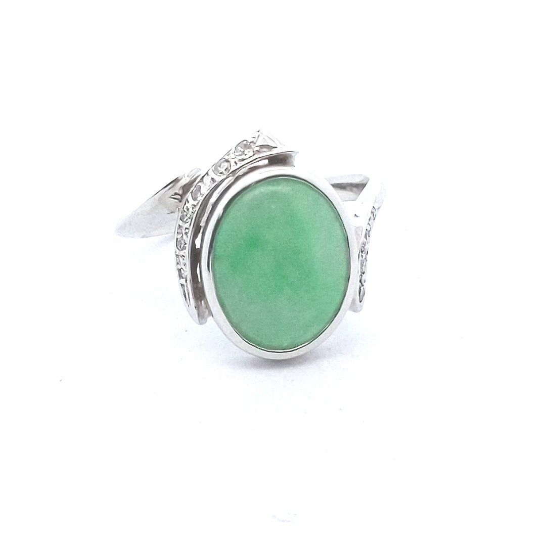 Vintage $600 14K White Gold Oval Jadeite Jade Diamond Bypass Ring