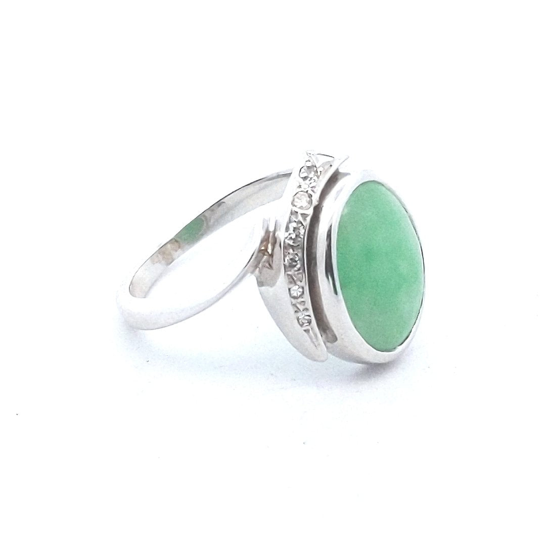 Vintage $600 14K White Gold Oval Jadeite Jade Diamond Bypass Ring
