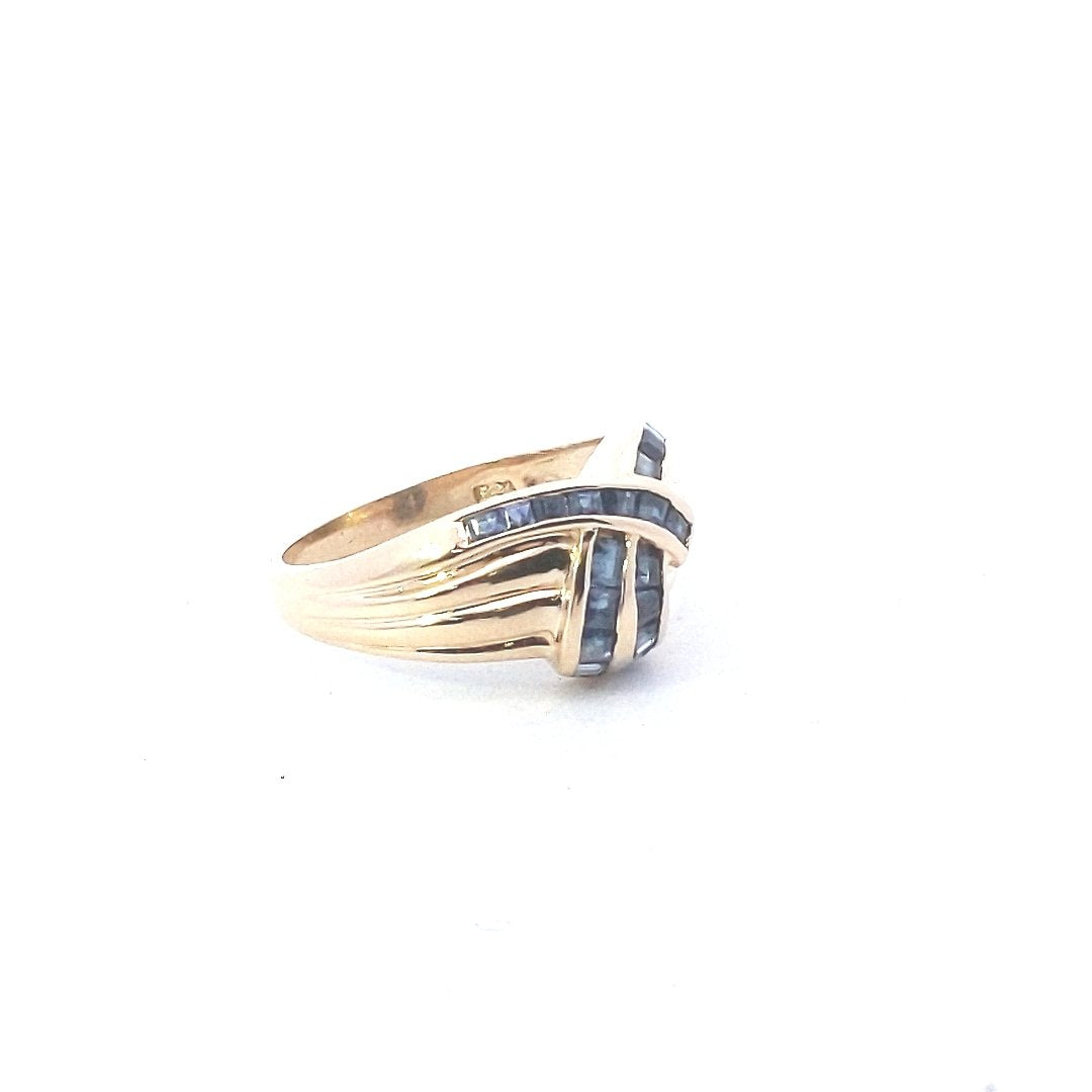 Vintage $480 14K Yellow Gold Sapphire Ring