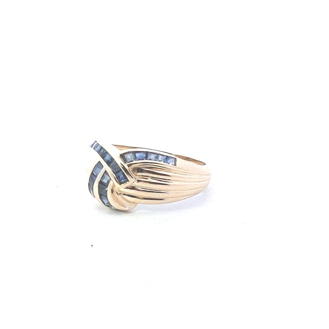 Vintage $480 14K Yellow Gold Sapphire Ring