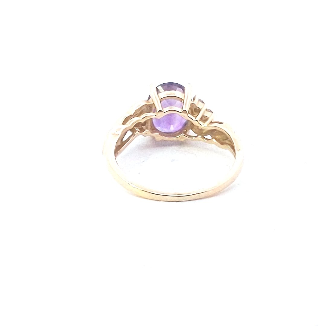 Estate $400 14K Yellow Gold Amethyst Diamond Ring